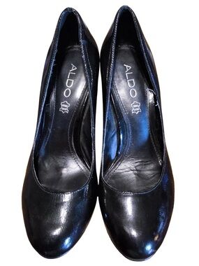 Aldo Black Patent Leather Round-Toe Pumps